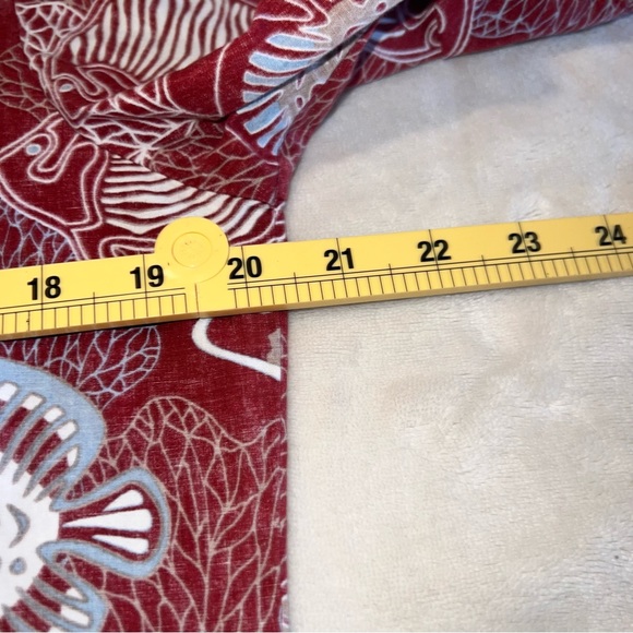 Bishop Street Hawaiian Shirt Size Small Men red white fish coral tropical unique - Picture 4 of 6